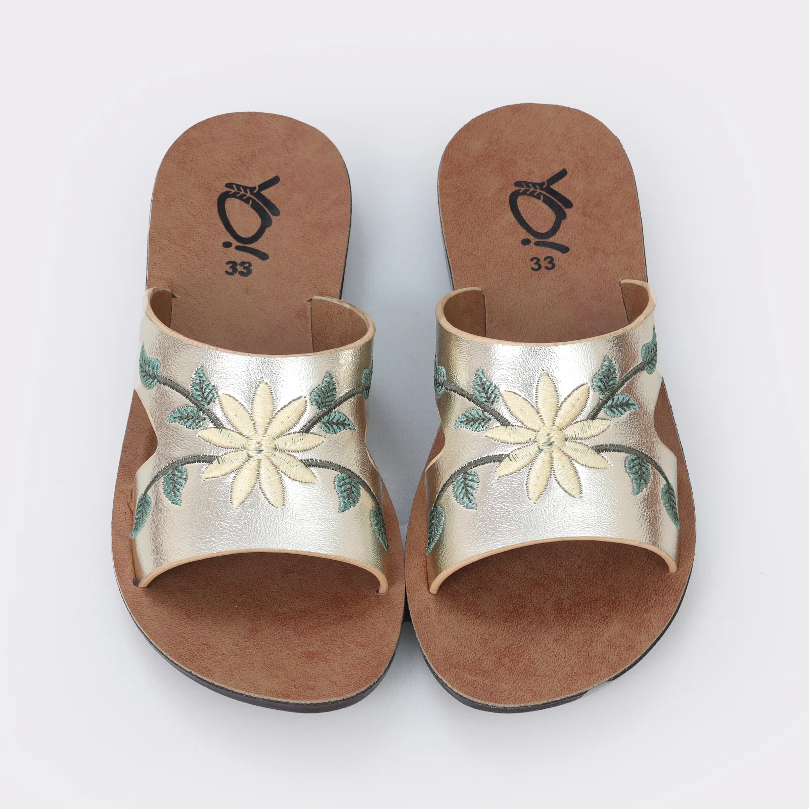 Girls Glossy Chappal - Image 3