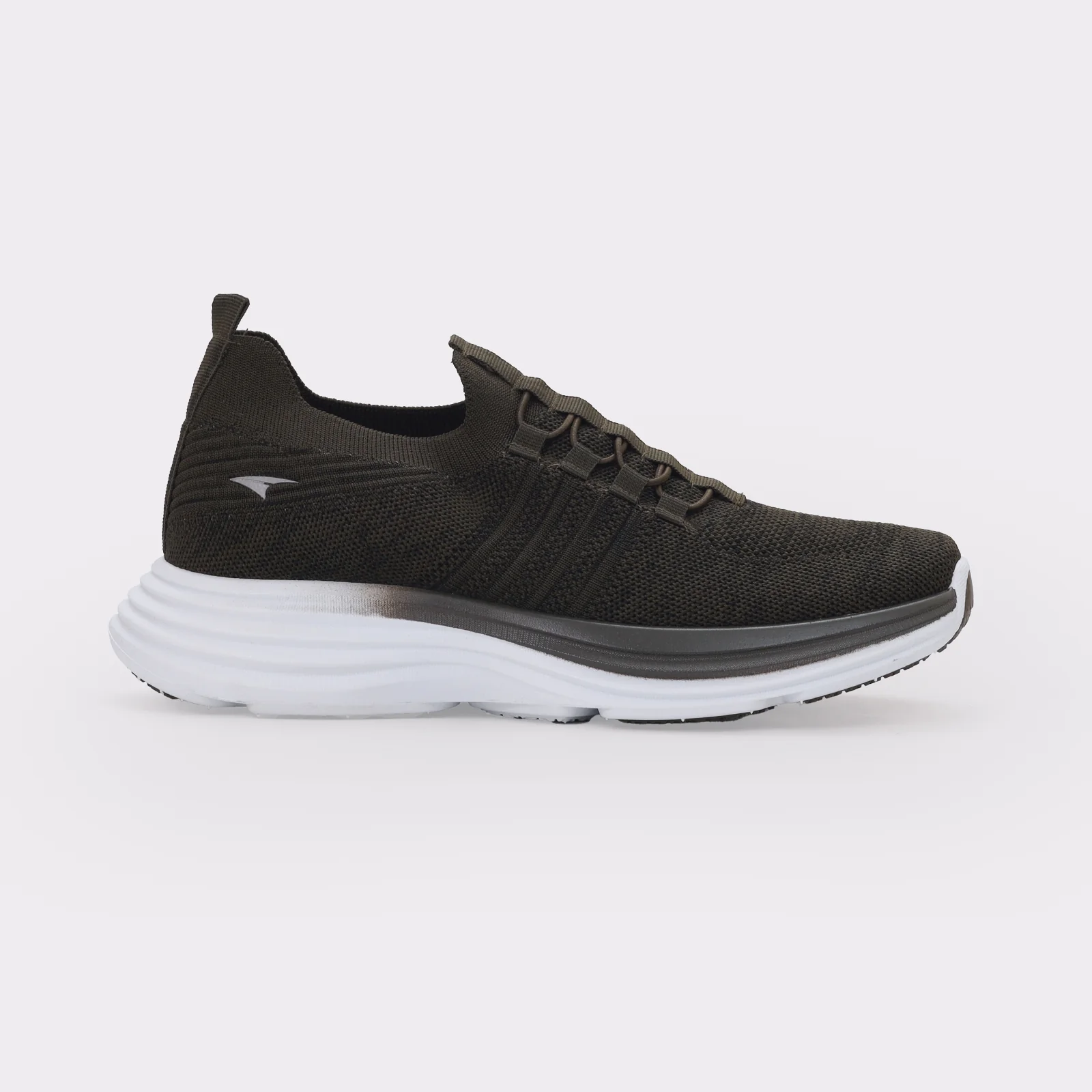 Men Everyday Sneakers - Image 3